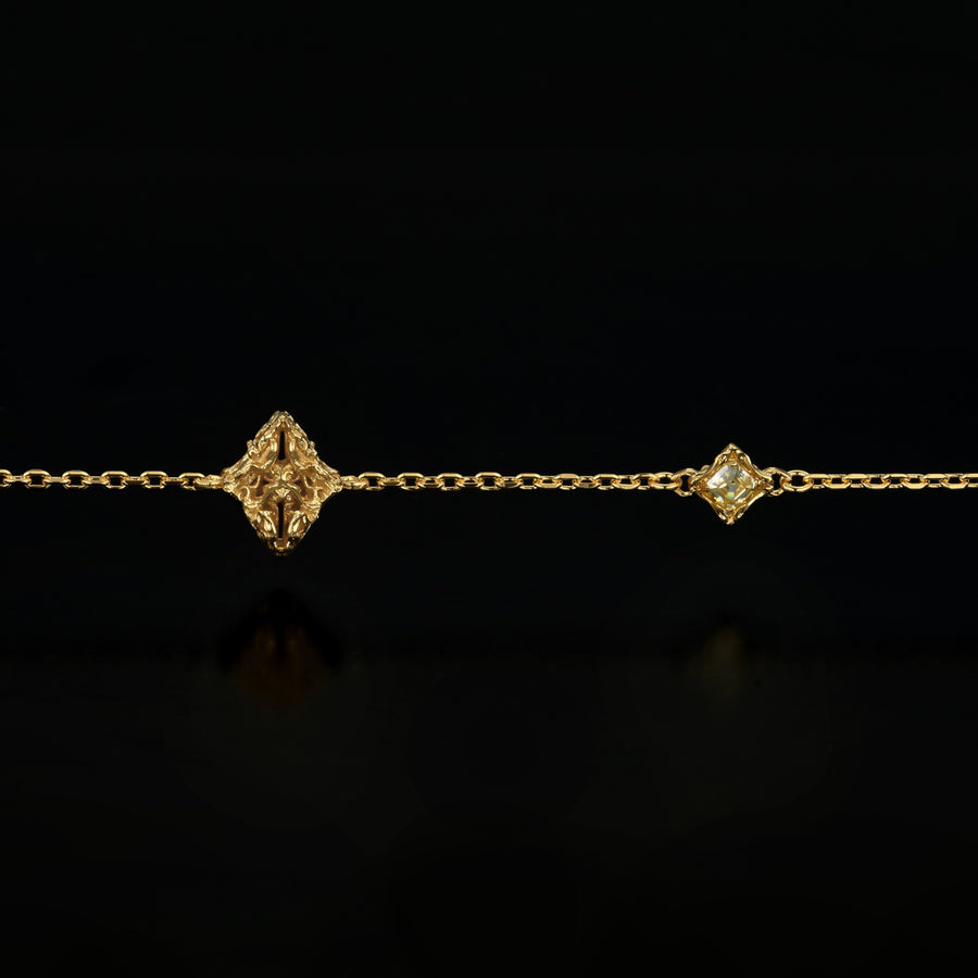 Edgy Diamond Bracelet · 18K Gold Vermeil