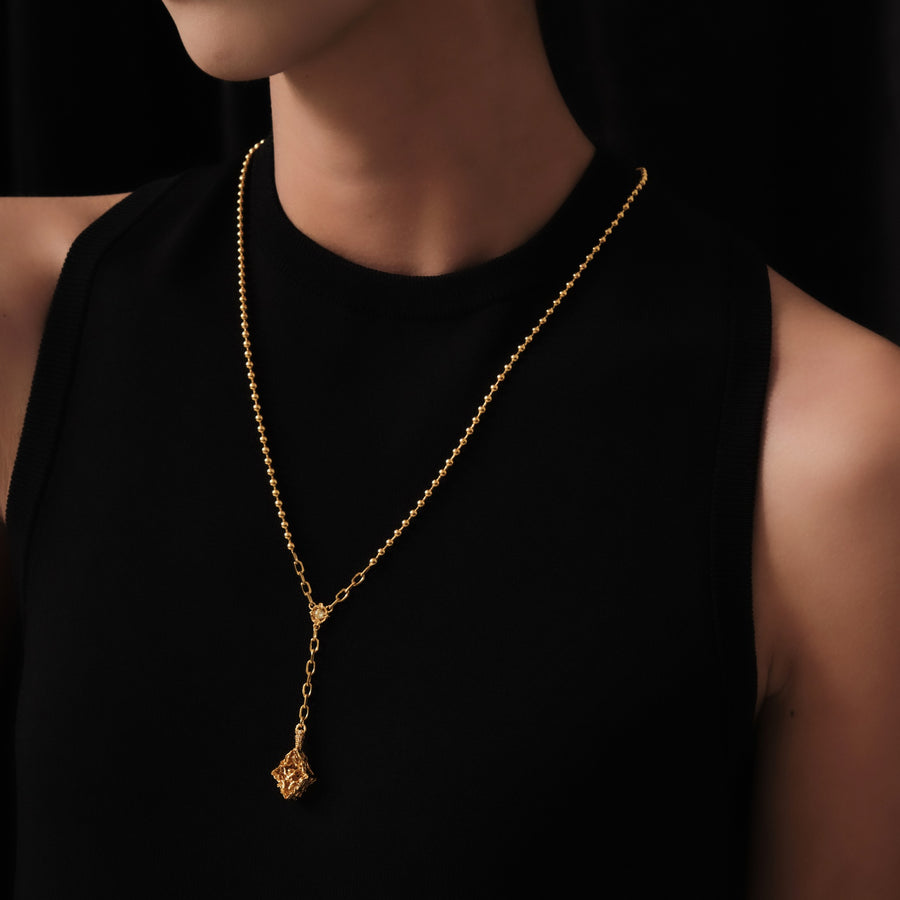 Edgy Diamond Necklace · 18K Gold Vermeil