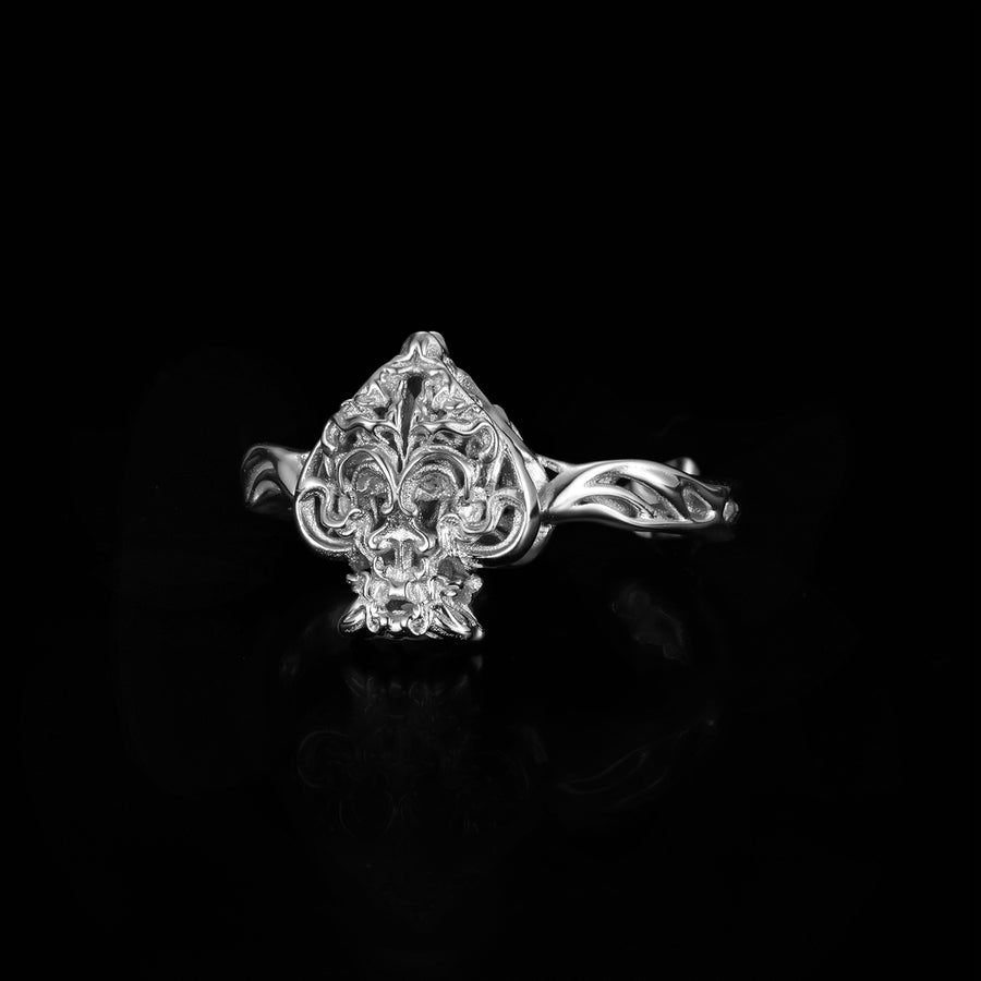 Glamorous Spade Ring · 18K White Gold Vermeil