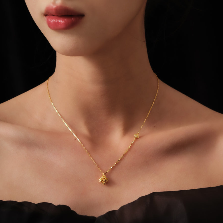 Mini Mysterious Club Necklace · 18K Gold Vermeil