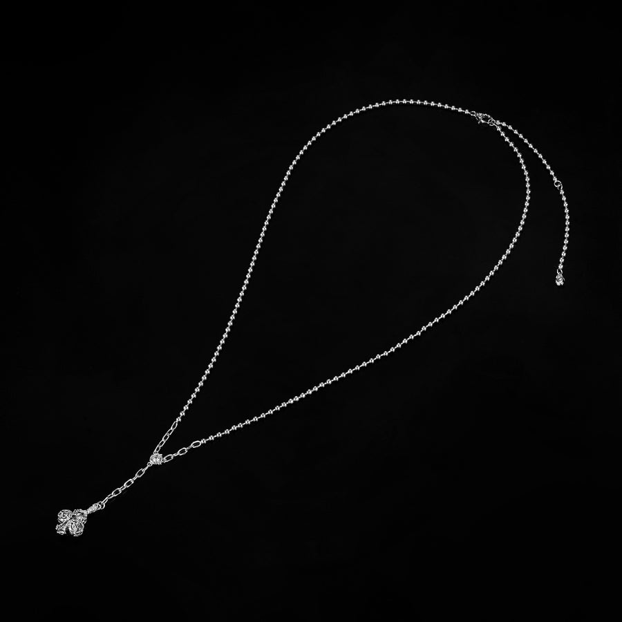 Mysterious Club Necklace · 18K White Gold Vermeil