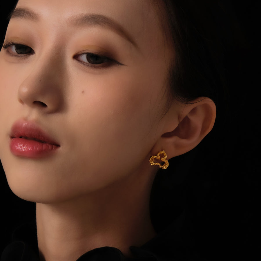 Mysterious Club Stud Earrings · 18K Gold Vermeil