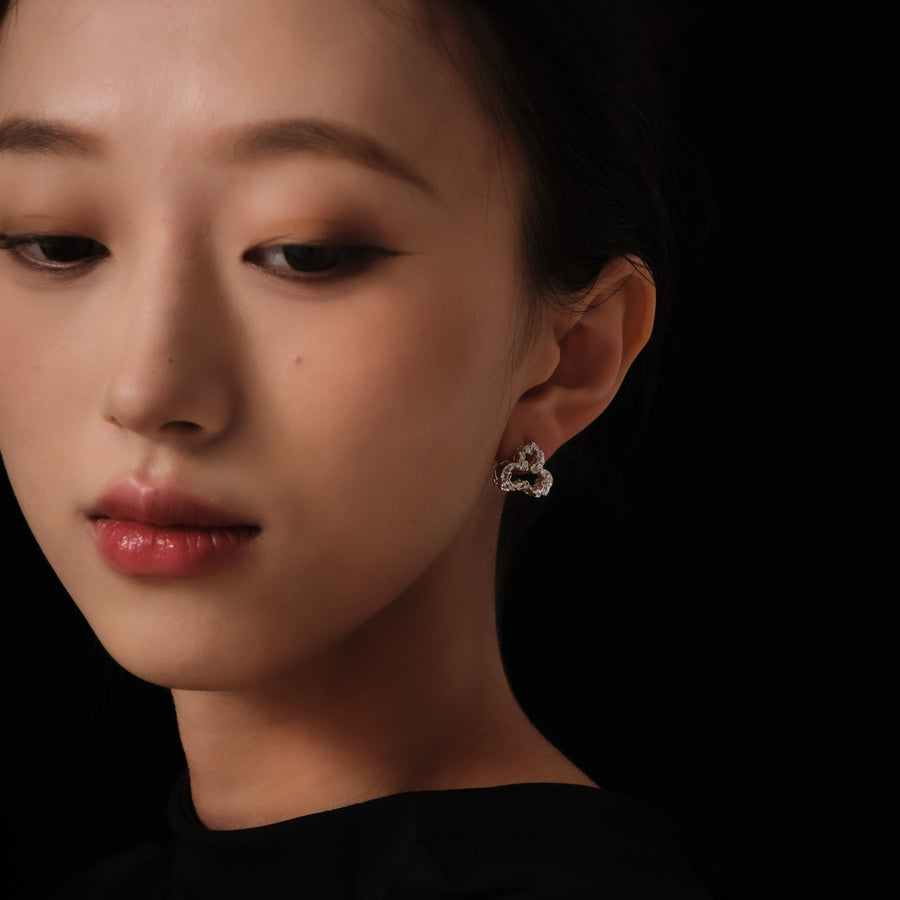 Mysterious Club Stud Earrings · 18K White Gold Vermeil